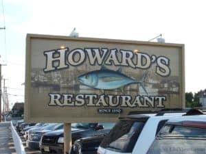 Howard's Restaurant Sign