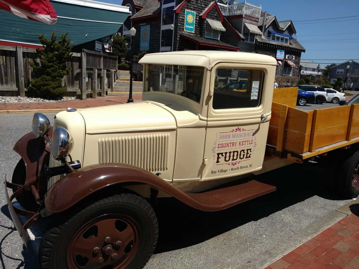 Country Kettle Fudge Truck